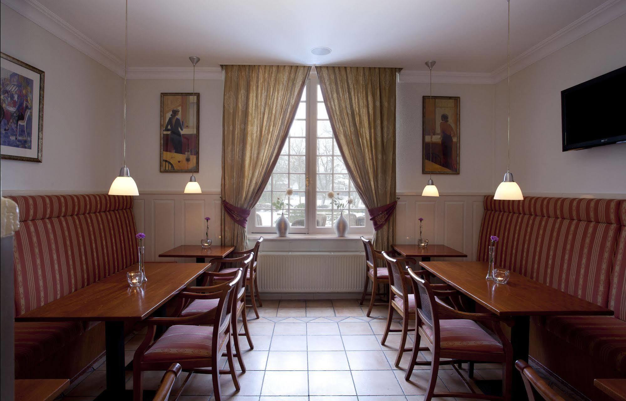 Mansion Hotel Bos & Ven Ойстервик Екстериор снимка